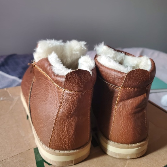 Brown Leather Ankle Boots with Fur Lining - Picture 3 of 5